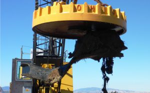 3-ung-dung-cua-nam-cham-dien-ban-nen-doc